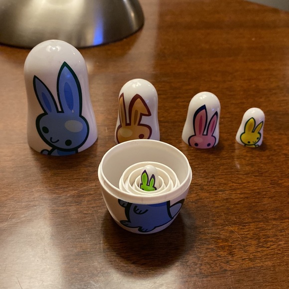 BUNNY nesting toy. This adorable stack includes 5 bunnies. SO CUTE!! - Picture 3 of 11
